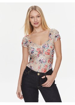 Guess Body Ss Heart Nk Clara W4RP37 KBEM0 Kolorowy Slim Fit ze sklepu MODIVO w kategorii Bluzki damskie - zdjęcie 183910592
