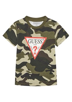 Guess T-Shirt N5YI04 K8HM4 Zielony Regular Fit ze sklepu MODIVO w kategorii Kaftaniki i bluzki - zdjęcie 183910731