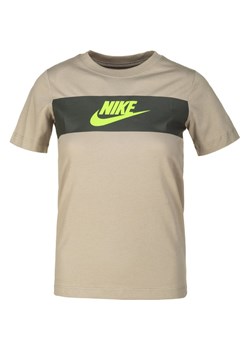 Koszulka juniorska Sportswear Tee Chest Panel Nike ze sklepu SPORT-SHOP.pl w kategorii Bluzki dziewczęce - zdjęcie 183913272