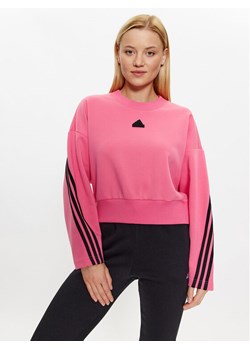 adidas Bluza Future Icons 3-Stripes Sweatshirt IL3054 Różowy Loose Fit ze sklepu MODIVO w kategorii Bluzy damskie - zdjęcie 183921784