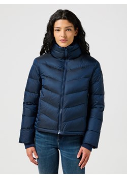 WRANGLER DAMSKA KURTKA ZIMOWA WRANGLER SHORT PUFFER JACKET NAVY 112356503 - id: 47151 - marki Wrangler - 183923084 WRANGLER DAMSKA KURTKA ZIMOWA WRANGLER SHORT PUFFER JACKET NAVY 112356503 ze sklepu YouNeedit.pl w kategorii Kurtki damskie - zdjęcie 183923084