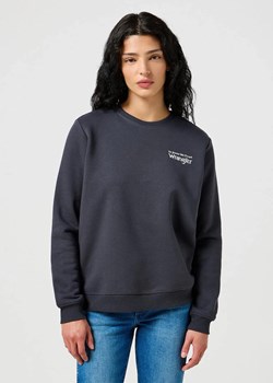 DAMSKA BLUZA WRANGLER REGULAR SWEAT FADED BLACK 112356510 ze sklepu YouNeedit.pl w kategorii Bluzy damskie - zdjęcie 183923222