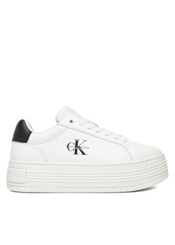Sneakersy Calvin Klein Jeans Bold Flatf Low Lace Lth YW0YW01878 Biały ze sklepu eobuwie.pl w kategorii Buty sportowe damskie - zdjęcie 183927880