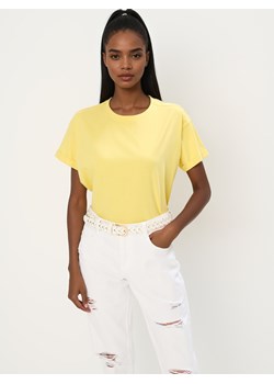 Mohito - Bawełniany żółty t-shirt - żółty ze sklepu Mohito w kategorii Bluzki damskie - zdjęcie 183930384