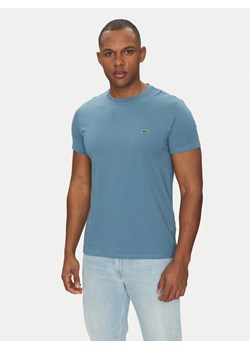 Lacoste T-Shirt TH6709 Błękitny Regular Fit ze sklepu MODIVO w kategorii T-shirty męskie - zdjęcie 183937960