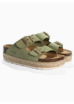BACKSUN Skórzane klapki &quot;Vada&quot; w kolorze khaki ze sklepu Limango Polska w kategorii Klapki damskie - zdjęcie 183940460