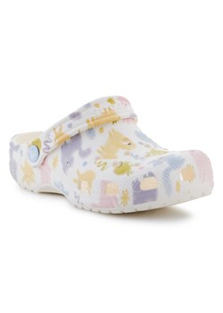 Klapki Crocs Classic Pastel Pets Clog K 210995-0WV wielokolorowe ze sklepu ButyModne.pl w kategorii Klapki dziecięce - zdjęcie 183944170