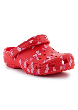 Klapki Crocs Classic vday Clog 209754-6ZR czerwone ze sklepu ButyModne.pl w kategorii Klapki dziecięce - zdjęcie 183944173