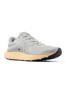 Buty do biegania New Balance W W520RM8 ze sklepu ButyModne.pl w kategorii Buty sportowe damskie - zdjęcie 183944461