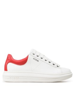 Guess Sneakersy Vibo FM5VIB ELE12 Biały ze sklepu MODIVO w kategorii Trampki męskie - zdjęcie 183945072