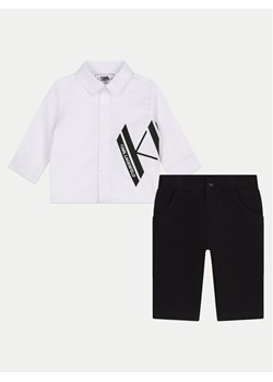Karl Lagerfeld Kids Komplet koszula i spodnie materiałowe Z30294 M Kolorowy Regular Fit ze sklepu MODIVO w kategorii Komplety niemowlęce - zdjęcie 183945903