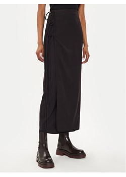 Gestuz Spódnica midi 10908273 Czarny Regular Fit ze sklepu MODIVO w kategorii Spódnice - zdjęcie 183946020