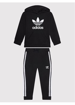 adidas Dres adicolor H25253 Czarny Regular Fit ze sklepu MODIVO w kategorii Dresy chłopięce - zdjęcie 183946320