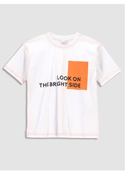 Coccodrillo T-Shirt WC2143202LOK Biały Regular Fit ze sklepu MODIVO w kategorii T-shirty chłopięce - zdjęcie 183946531