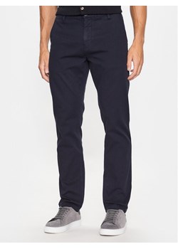 Guess Chinosy M3YB16 WFIN3 Niebieski Slim Fit ze sklepu MODIVO w kategorii Spodnie męskie - zdjęcie 183947182