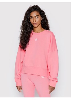adidas Bluza adicolor Essentials HJ7870 Różowy Relaxed Fit ze sklepu MODIVO w kategorii Bluzy damskie - zdjęcie 183948362