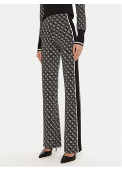 Guess Spodnie materiałowe Lise W3YB38 Z37K0 Czarny Regular Fit ze sklepu MODIVO w kategorii Spodnie damskie - zdjęcie 183948403