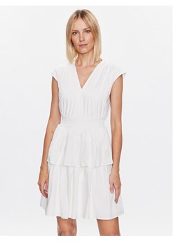 DKNY Sukienka codzienna DD3B0501 Biały Regular Fit ze sklepu MODIVO w kategorii Sukienki - zdjęcie 183948432