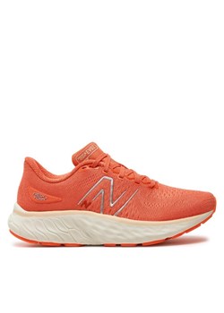 New Balance Buty do biegania Fresh Foam Evoz v3 WEVOZRR3 Pomarańczowy ze sklepu MODIVO w kategorii Buty sportowe damskie - zdjęcie 183948991