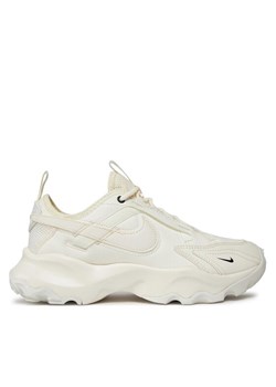 Sneakersy Nike TC 7900 DD9682 100 Biały ze sklepu eobuwie.pl w kategorii Buty sportowe damskie - zdjęcie 183969453