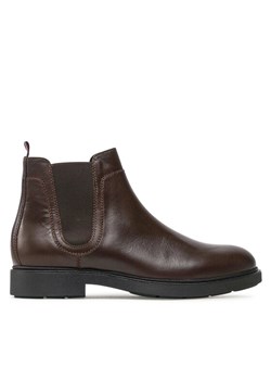 Sztyblety Tommy Hilfiger Elevated Rounded Lth Chelsea FM0FM04183 Brązowy ze sklepu eobuwie.pl w kategorii Buty zimowe męskie - zdjęcie 183971753