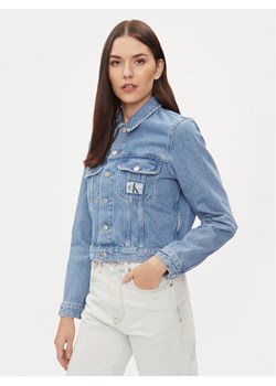 Calvin Klein Jeans Kurtka jeansowa 90's J20J222473 Niebieski Regular Fit ze sklepu MODIVO w kategorii Kurtki damskie - zdjęcie 183985111
