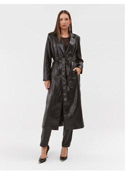 Guess Trencz W3BL64 WF8P0 Czarny Regular Fit ze sklepu MODIVO w kategorii Płaszcze damskie - zdjęcie 183985241