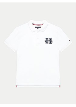 Tommy Hilfiger Polo KB0KB09029 Biały Regular Fit - id: 0000303867379 - marki Tommy Hilfiger - 183985462 Tommy Hilfiger Polo KB0KB09029 Biały Regular Fit ze sklepu MODIVO w kategorii T-shirty chłopięce - zdjęcie 183985462