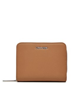 Calvin Klein Mały Portfel Damski K60K611937 Brązowy ze sklepu MODIVO w kategorii Portfele damskie - zdjęcie 183986021