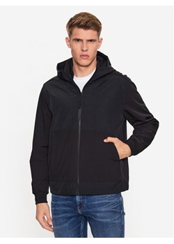 Calvin Klein Kurtka przejściowa K10K111465 Czarny Regular Fit ze sklepu MODIVO w kategorii Kurtki męskie - zdjęcie 183986103