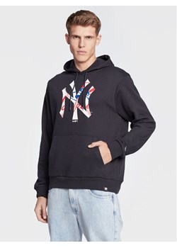 New Era Bluza New York Yankees Double Logo 60284748 Granatowy Regular Fit ze sklepu MODIVO w kategorii Bluzy męskie - zdjęcie 183999494