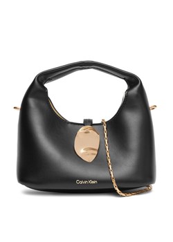 Torebka Calvin Klein Jeans Stone Lock Slouchy Crossbody Bag LV04K3177G Czarny ze sklepu eobuwie.pl w kategorii Torebki damskie - zdjęcie 184002400