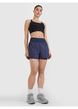 Damskie spodenki do biegania 4F 4FWSS25TFSHF0882 - granatowe ze sklepu Sportstylestory.com w kategorii Szorty - zdjęcie 184005581