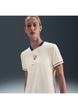 Damska autentyczna koszulka piłkarska Nike Dri-FIT ADV FFF Match 2025 (drużyna kobiet) (wersja wyjazdowa) - Brązowy - id: 41458370644new - marki Nike - 184007011 Damska autentyczna koszulka piłkarska Nike Dri-FIT ADV FFF Match 2025 (drużyna kobiet) (wersja wyjazdowa) - Brązowy ze sklepu Nike poland w kategorii Bluzki damskie - zdjęcie 184007011
