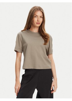 Guess T-Shirt V3RI08 I3Z14 Zielony Regular Fit ze sklepu MODIVO w kategorii Bluzki damskie - zdjęcie 184007932