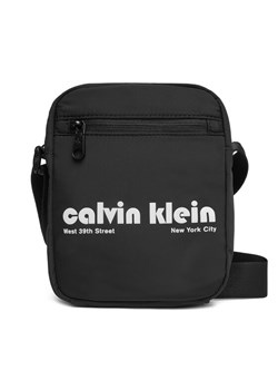 Calvin Klein Saszetka LV04G3180G Czarny ze sklepu MODIVO w kategorii Torby męskie - zdjęcie 184009953