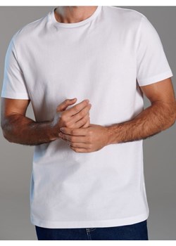 Sinsay - Koszulka w stylu basic - biały ze sklepu Sinsay w kategorii T-shirty męskie - zdjęcie 184011232