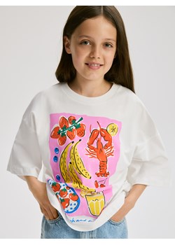 Reserved - Luźny t-shirt z nadrukiem - wielobarwny ze sklepu Reserved w kategorii Bluzki dziewczęce - zdjęcie 184014532