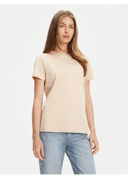 Guess T-Shirt V3BI11 J1314 Beżowy Regular Fit ze sklepu MODIVO w kategorii Bluzki damskie - zdjęcie 184016094