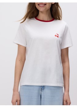 Reserved - T-shirt z drobnym haftem - złamana biel ze sklepu Reserved w kategorii Bluzki damskie - zdjęcie 184018084