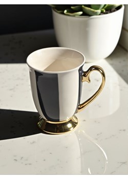 Sinsay - Ceramiczny kubek z uchem - czarny ze sklepu Sinsay w kategorii Kubki - zdjęcie 184018511