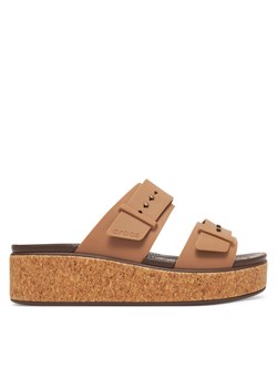 Crocs Klapki Brooklyn Cork Buckle 211252 Beżowy ze sklepu MODIVO w kategorii Klapki damskie - zdjęcie 184019251