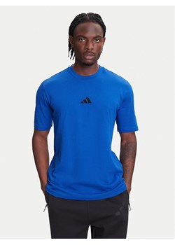 adidas T-Shirt Essentials Small Logo JF1094 Niebieski Regular Fit ze sklepu MODIVO w kategorii T-shirty męskie - zdjęcie 184019323