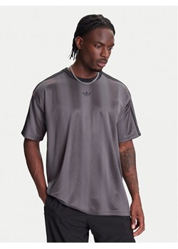 adidas T-Shirt adicolor Jacquard JW5880 Szary Loose Fit ze sklepu MODIVO w kategorii T-shirty męskie - zdjęcie 184019450