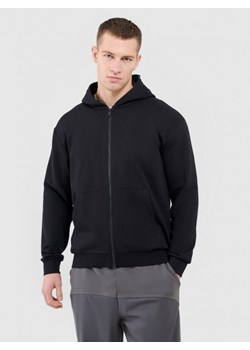 Męska bluza dresowa rozpinana z kapturem Outhorn OTHWAW24TSWSM1696 - czarna ze sklepu Sportstylestory.com w kategorii Bluzy męskie - zdjęcie 184030593