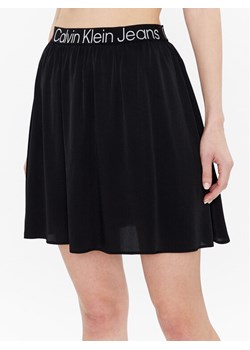 Calvin Klein Jeans Spódnica trapezowa J20J221512 Czarny Regular Fit ze sklepu MODIVO w kategorii Spódnice - zdjęcie 184035843