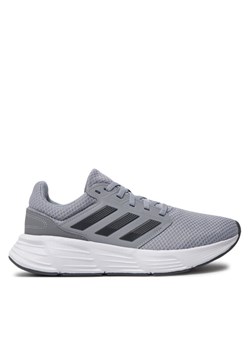 adidas Buty do biegania Galaxy 6 GW4140 Szary ze sklepu MODIVO w kategorii Buty sportowe męskie - zdjęcie 184038503