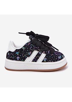 Buty Sportowe Sneakersy Dziecięce W Serduszka Czarne ze sklepu ButyModne.pl w kategorii Trampki dziecięce - zdjęcie 184044423