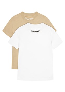 Calvin Klein Jeans Komplet 2 t-shirtów Embro Logo IB0IB02529 D Kolorowy Regular Fit ze sklepu MODIVO w kategorii T-shirty chłopięce - zdjęcie 184045540