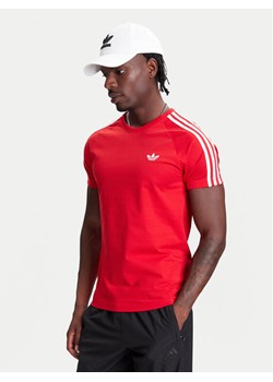 adidas T-Shirt adicolor Trefoil JX1545 Czerwony Slim Fit ze sklepu MODIVO w kategorii T-shirty męskie - zdjęcie 184045692